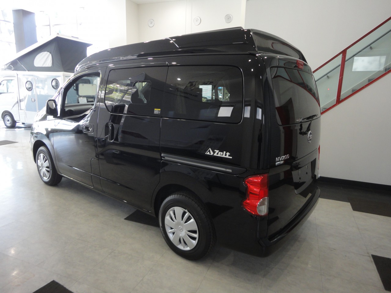新車 即納車 ツェルトnvポップアップルーフ 16x 2r かっこいいスーパーブラック 東和モータース販売