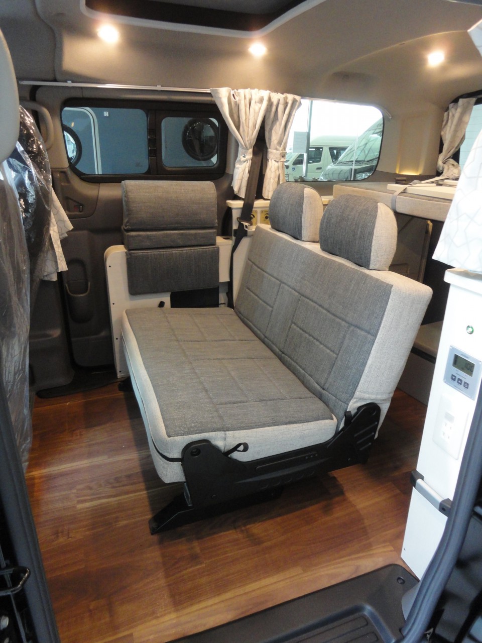 新車 即納車 ツェルトnvポップアップルーフ 16x 2r かっこいいスーパーブラック 東和モータース販売