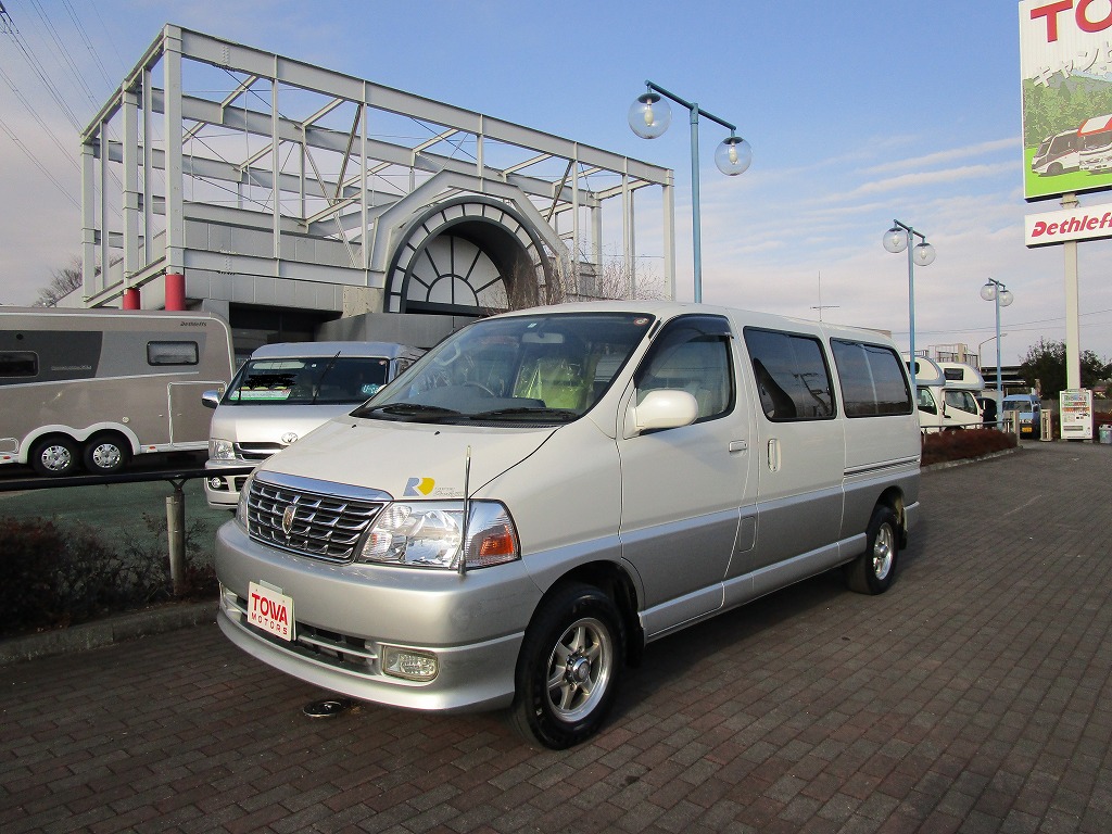 ｈ15年 デュオローグ 4wd 9人乗り 車高2 0ｍ 四駆 パワフル 東和モータース販売