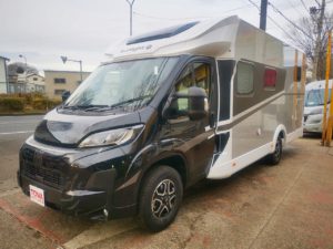 【新車・即納車】Sunlight T68 Adventure Edition【4(5)人乗り・４+１人就寝/温水シャワー＆トイレ/FFヒーター】