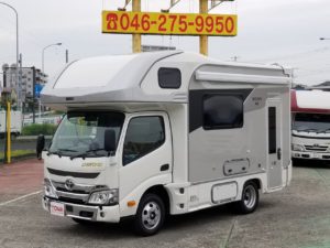 【新車・即納車】ヴォーンDC　【4WD・シャンパンゴールド／シュタイン】シャワー、温水ボイラー