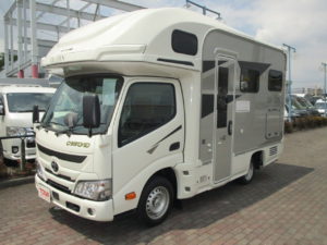 【展示用車・オーダー受付中】ＬＥＢＥＮ ＲＷＢ（レーベンＲＷＢ）〈家庭用エアコン・ＦＦヒーター他充実装備〉シャンパンＧ／ショコラーデ