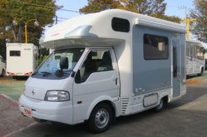 【中古車・２０１６年式】カービィDC 4WD　電子レンジ　２００Ahリチウムイオンバッテリー　ソーラーパネル１００W相当付き、※総額表示