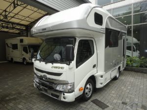 【新車・展示専用車両】ヴォーンDC【4WD・シャンパンゴールド／シュタイン】　